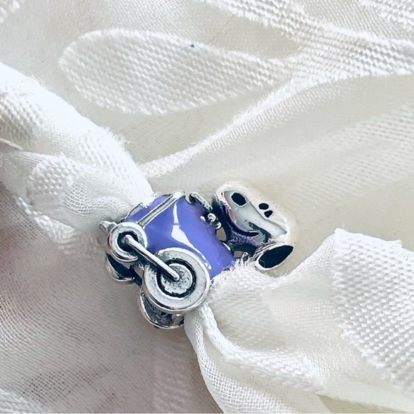 🐾 NWOT Snoopy Charm ✨ - Picture 3 of 12